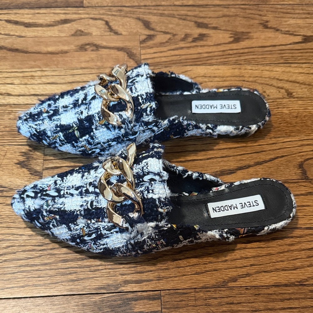 Steve Madden Navy and White Tweed Mules with Gold Chain - Picture 2 of 2